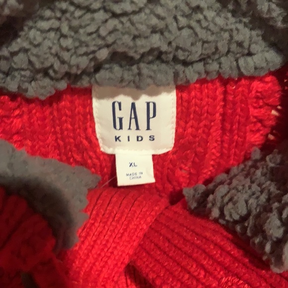 NWT red sweater from GAP Kids, XL - Picture 3 of 5